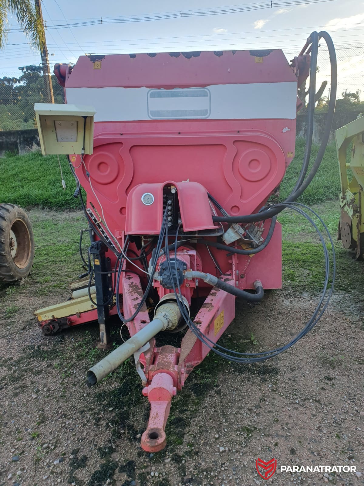 VAGÃO MISTURADOR NOGUEIRA VFTM 4.0 COM FRESA COM BALANÇA