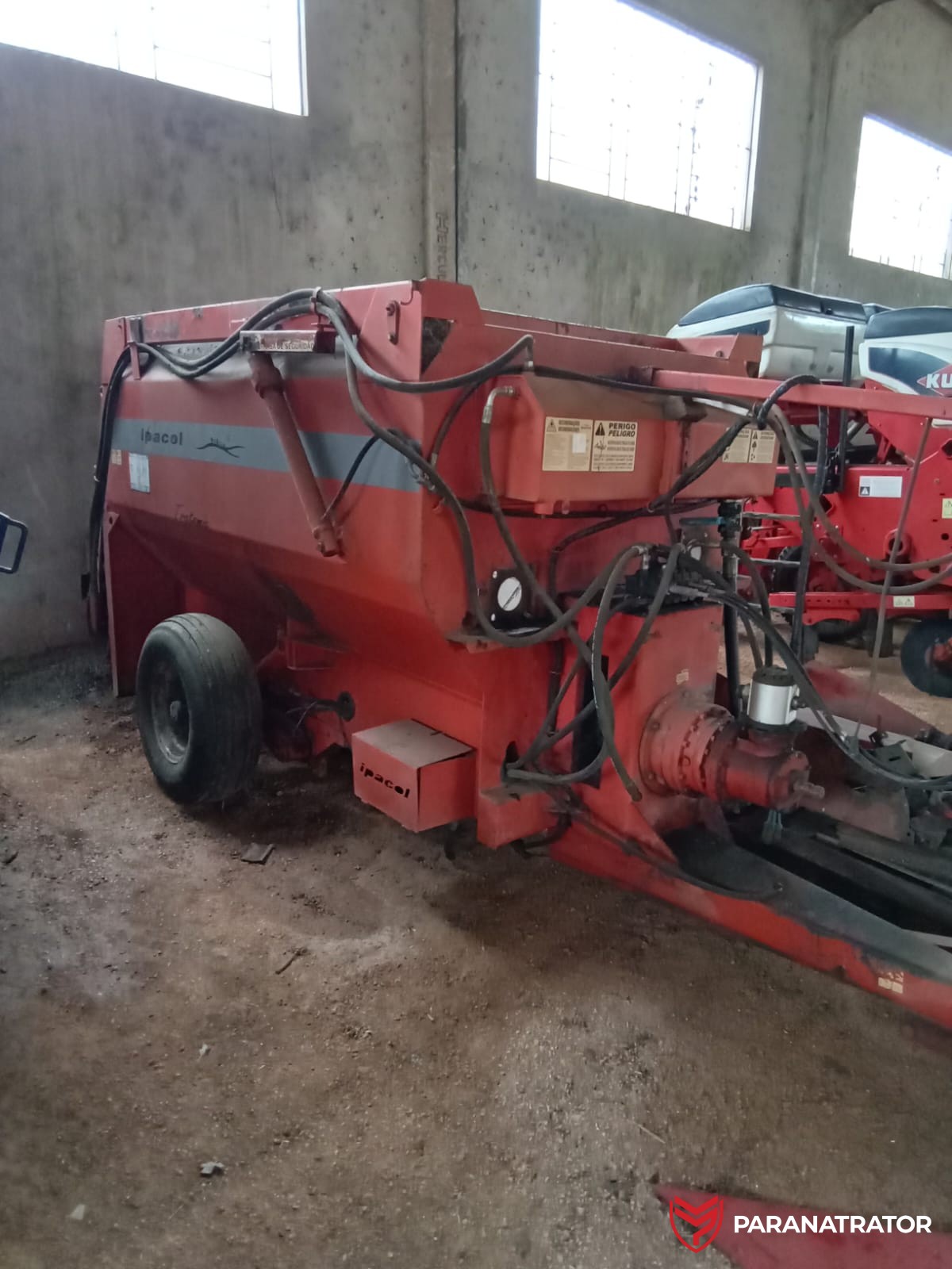 VAGÃO MISTURADOR IPACOL VFTM 4.0 COM FRESA COM BALANÇA